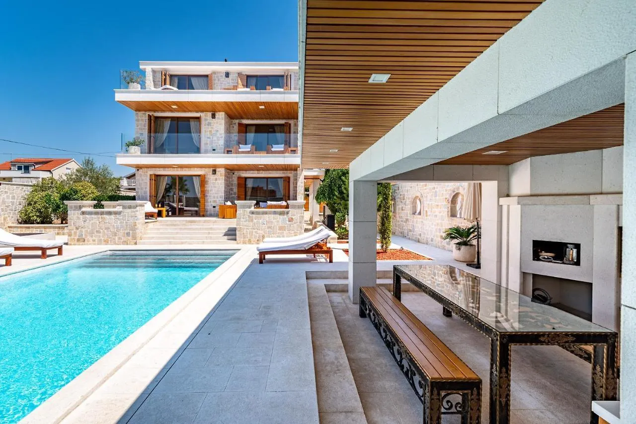 Villa Nena Kakma 0*,